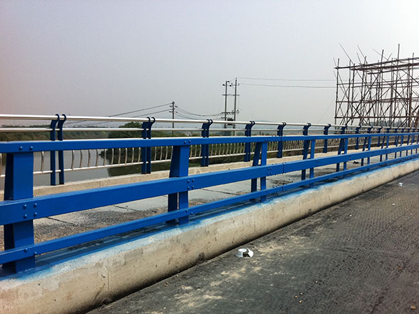 不锈钢防撞护栏